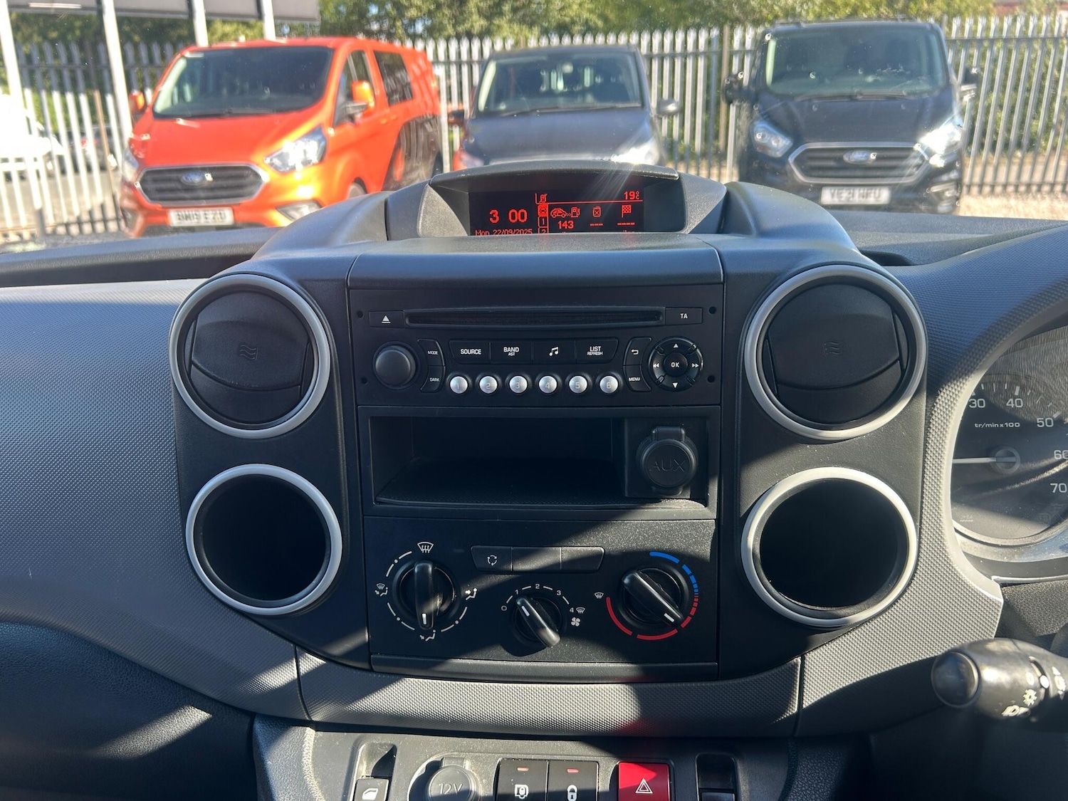 Used Peugeot Partner 2018 for sale - 76326067: Photo 17