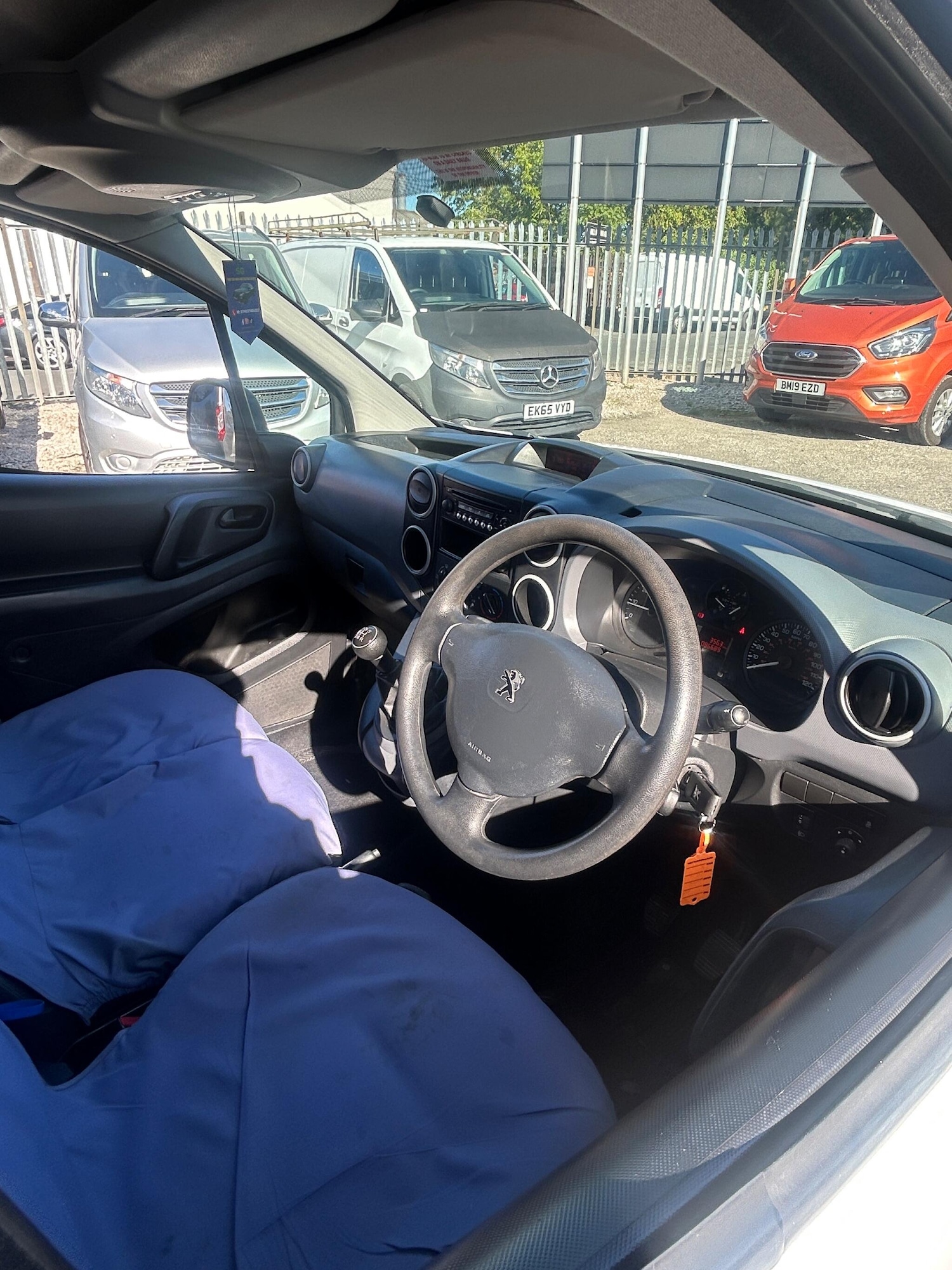 Used Peugeot Partner 2018 for sale - 76326067: Photo 9