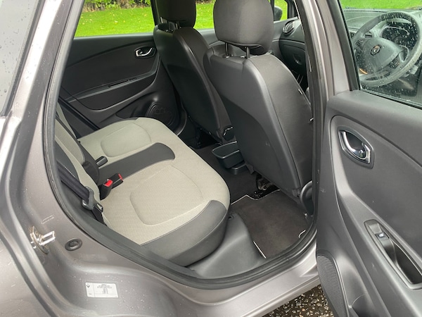 Used Renault Captur 2015 for sale - 76035936: Photo 15