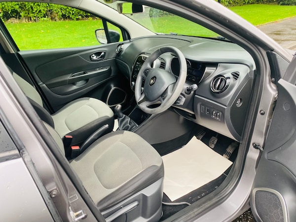 Used Renault Captur 2015 for sale - 76035936: Photo 18