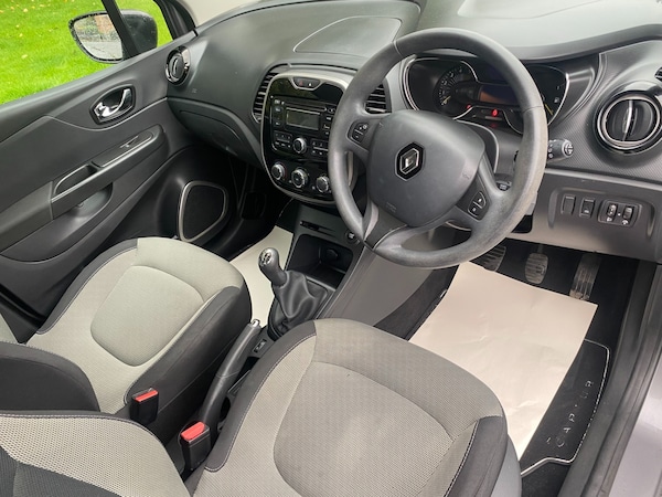 Used Renault Captur 2015 for sale - 76035936: Photo 19