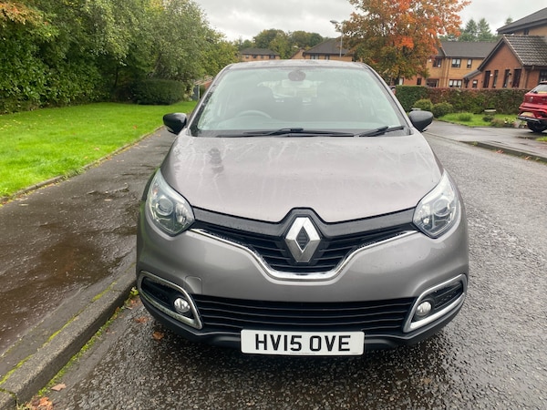 Used Renault Captur 2015 for sale - 76035936: Photo 2