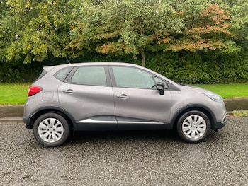 Used Renault Captur 2015 for sale - 76507747: Photo