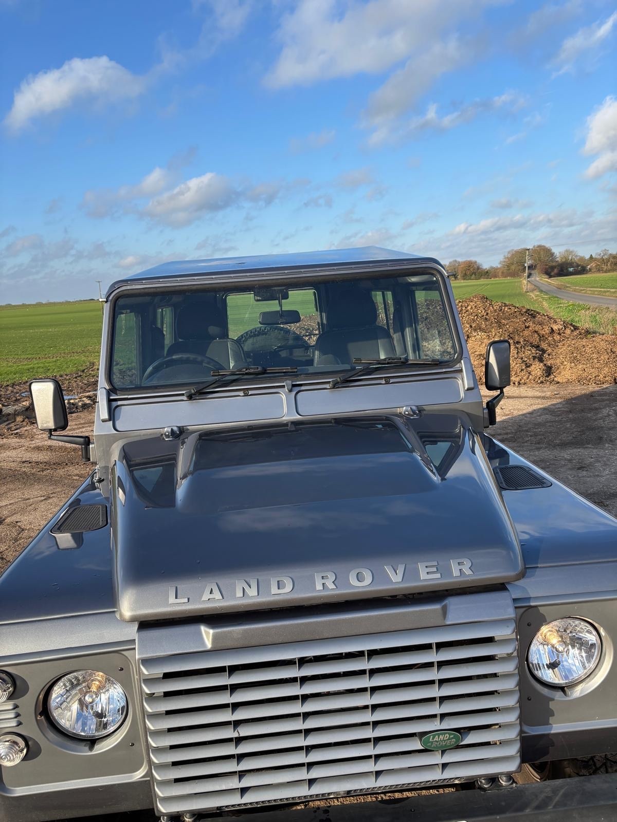 Used Land Rover Defender 2011 for sale - 76969115: Photo 14