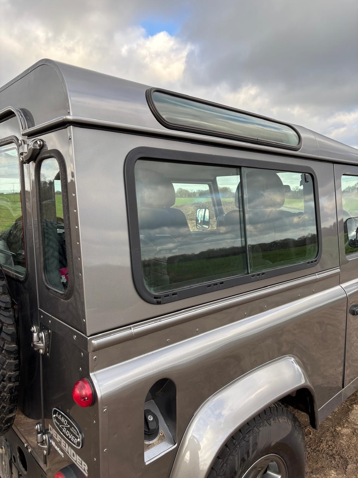 Used Land Rover Defender 2011 for sale - 76969115: Photo 15