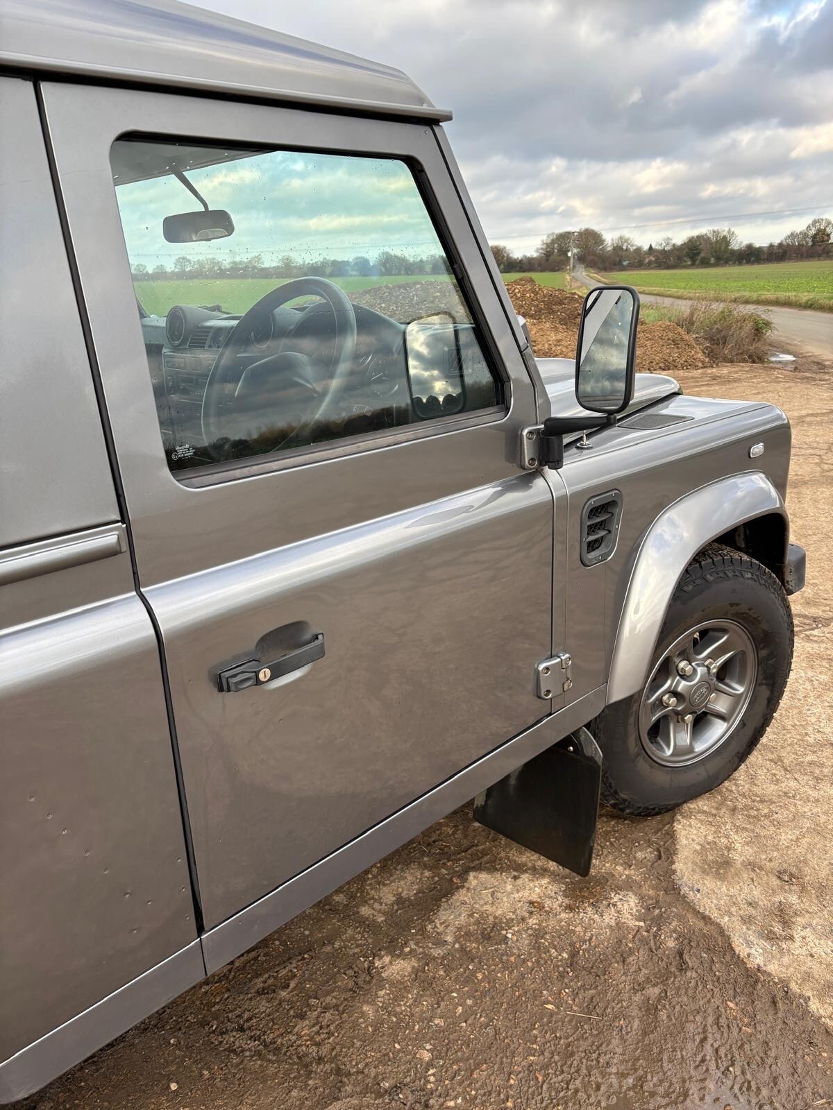 Used Land Rover Defender 2011 for sale - 76969115: Photo 16