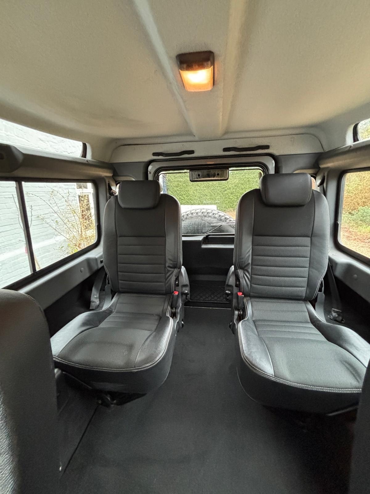 Used Land Rover Defender 2011 for sale - 76969115: Photo 32