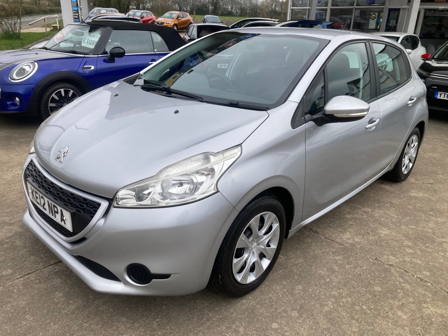 Used Peugeot 208 2012 for sale - 78078532: Photo 1