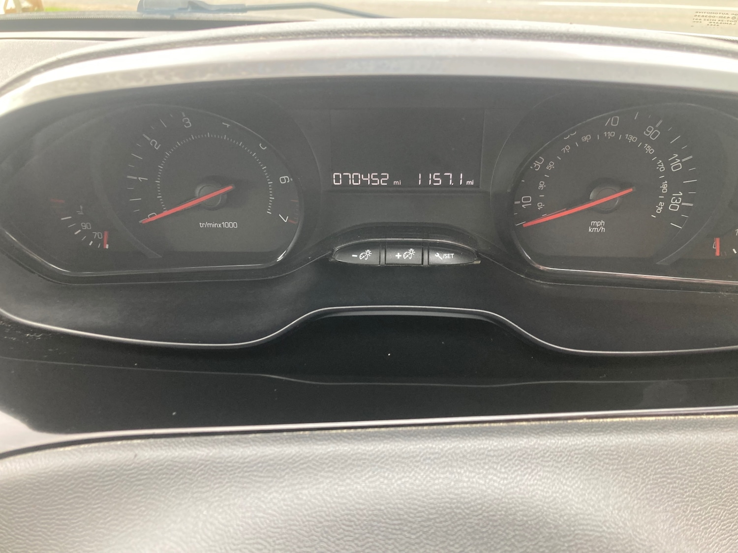 Used Peugeot 208 2012 for sale - 78078532: Photo 9