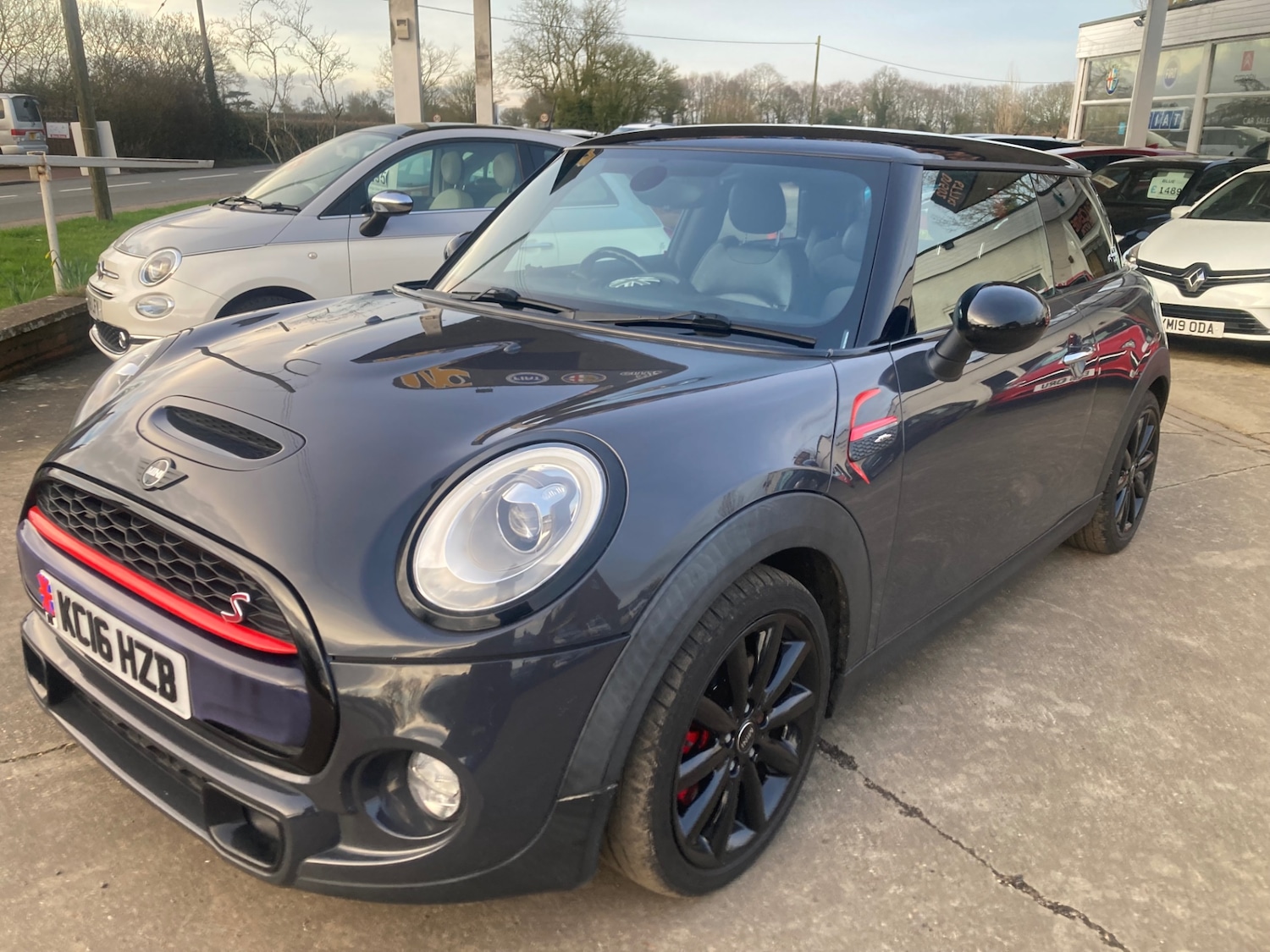 Used MINI Hatch 2016 for sale - 77691373: Photo 1