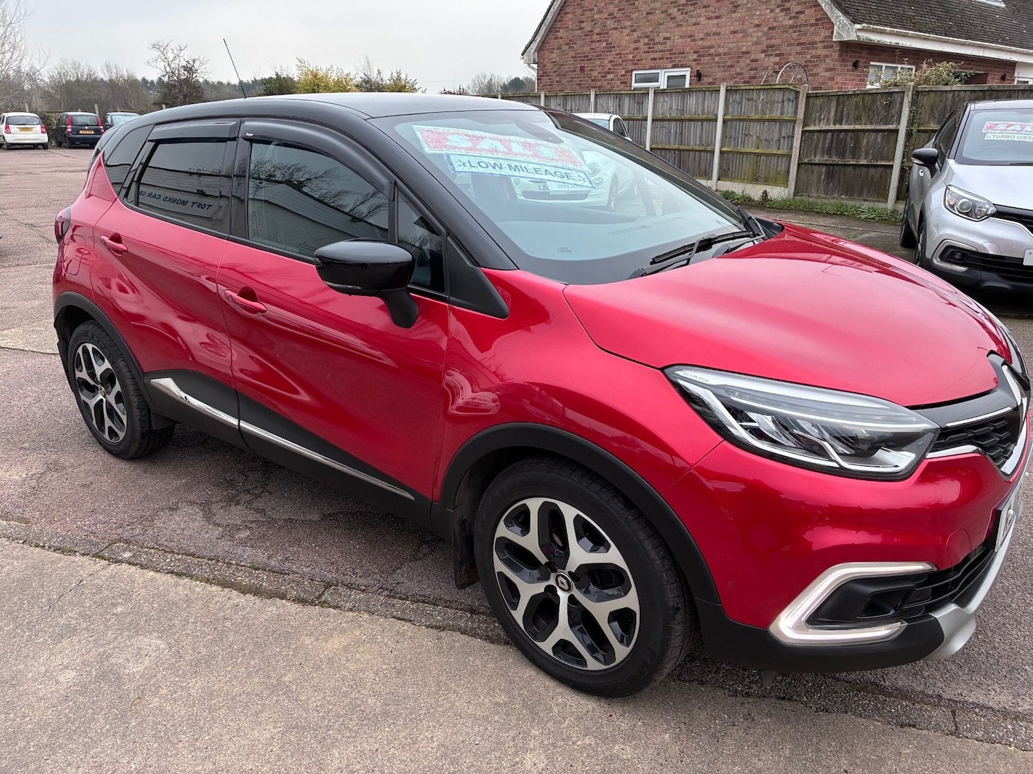 Used Renault Captur 2018 for sale - 77318584: Photo 3