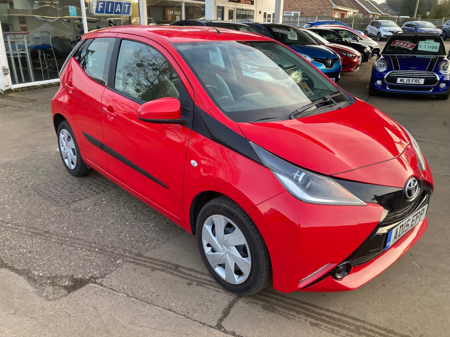 Used Toyota AYGO 2015 for sale - 77701053: Photo 2