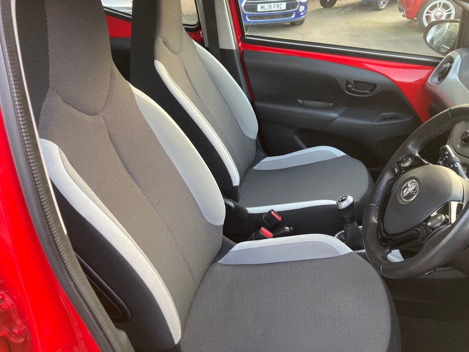 Used Toyota AYGO 2015 for sale - 77701053: Photo 6