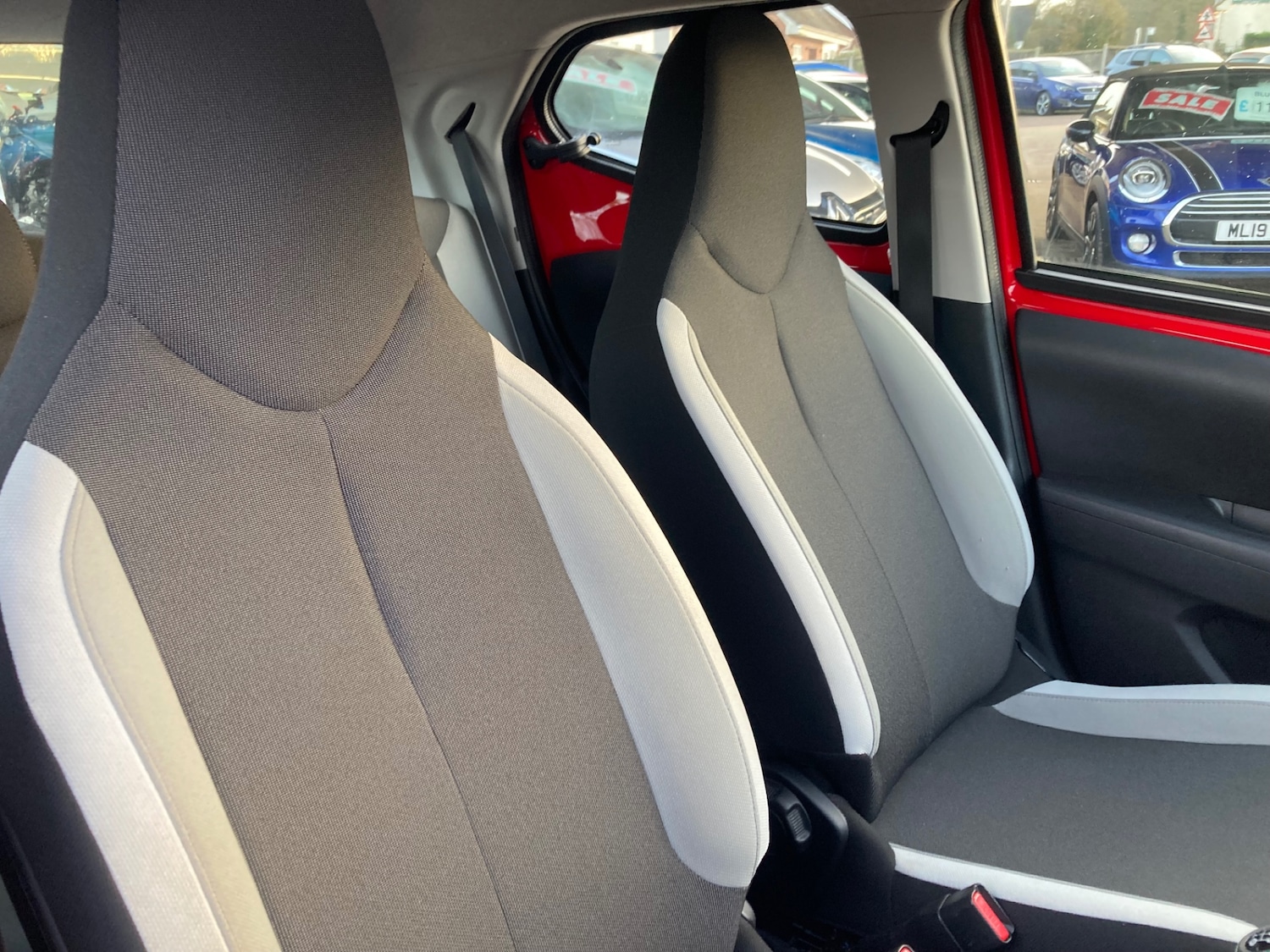 Used Toyota AYGO 2015 for sale - 77701053: Photo 7