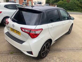 Used Toyota Yaris 2017 for sale - 75453416: Photo
