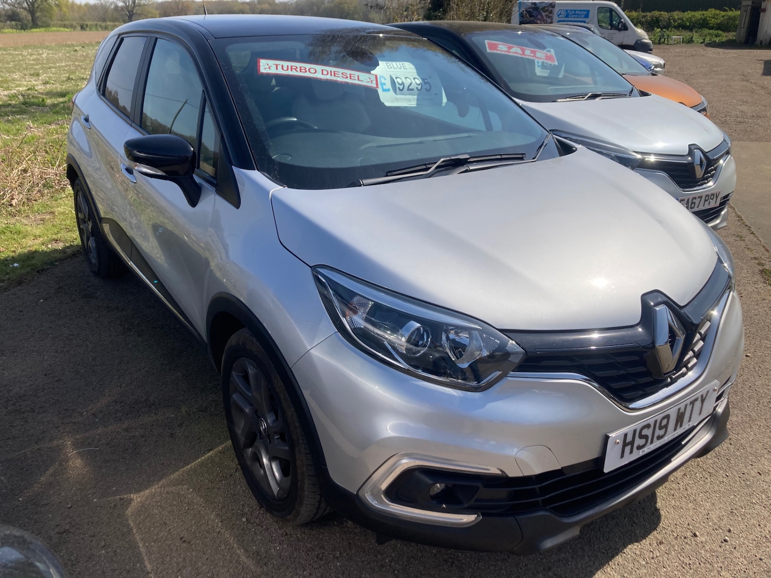 Used Renault Captur 2019 for sale - 74339818: Photo 3