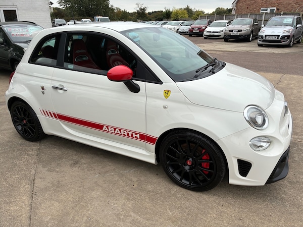 Used Abarth 595 2017 for sale - 76125335: Photo 2
