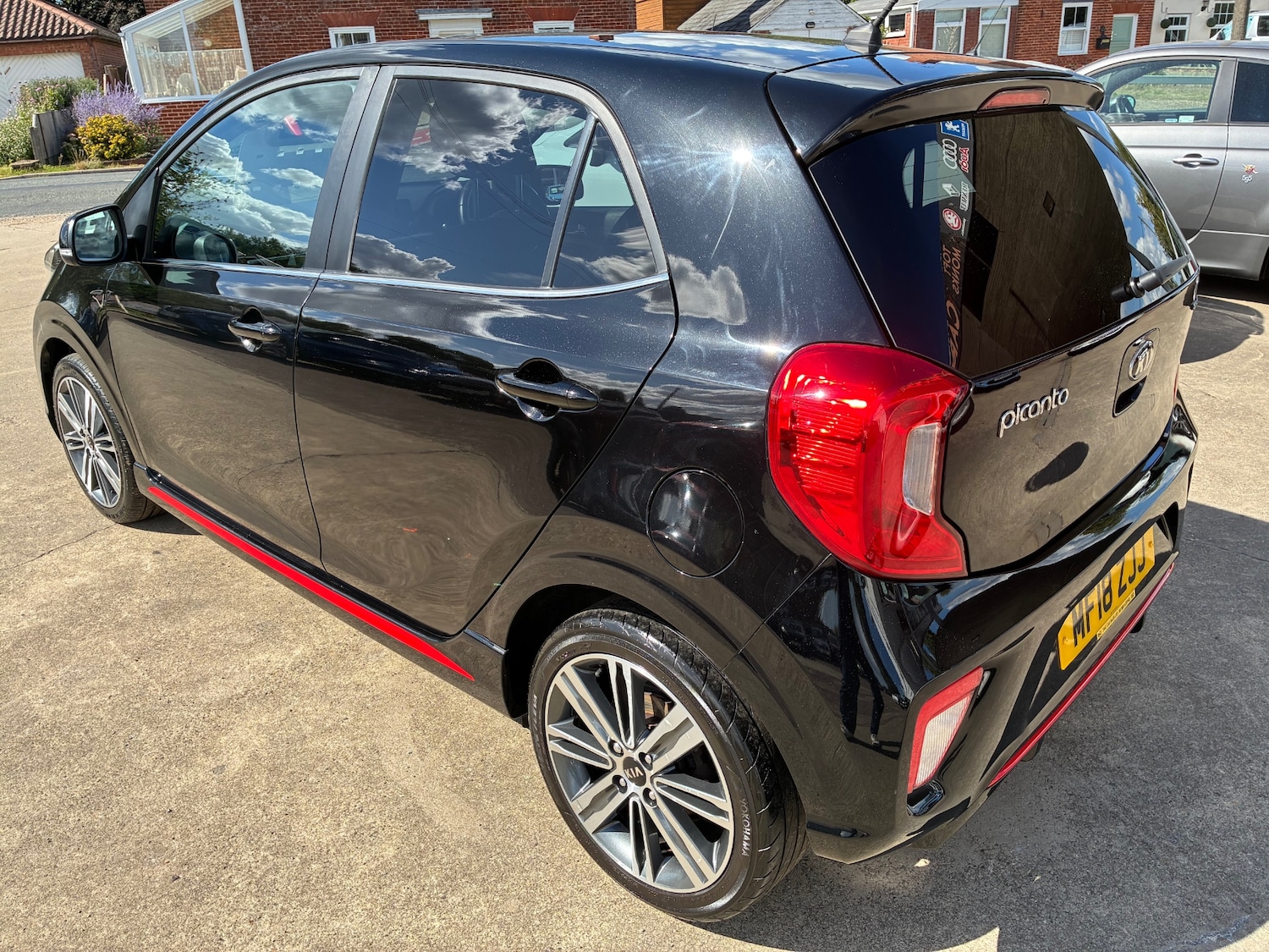 Used Kia Picanto 2018 for sale - 75501162: Photo 8
