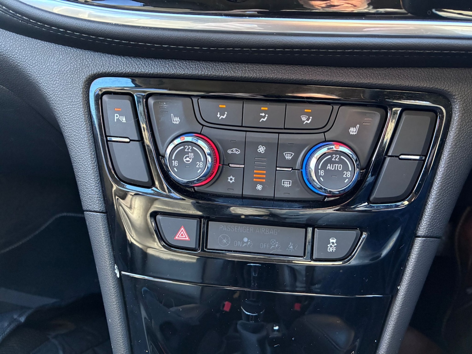 Used Vauxhall Mokka X 2018 for sale - 77429264: Photo 9