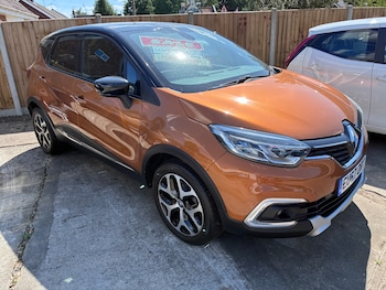 Used Renault Captur 2017 for sale - 78765522: Photo