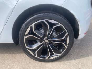 Used Renault Clio 2019 for sale - 74387706: Photo