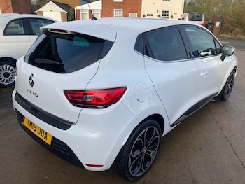 Used Renault Clio 2019 for sale - 77603749: Photo