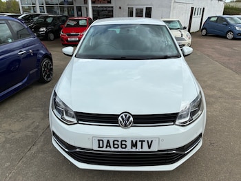Used Volkswagen Polo 2016 for sale - 78169094: Photo