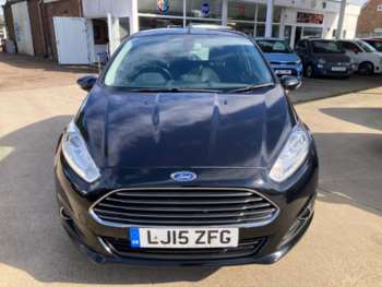 Used Ford Fiesta 2015 for sale - 75124800: Photo