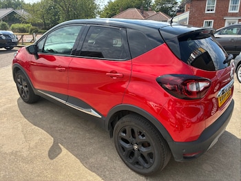 Used Renault Captur 2018 for sale - 79322417: Photo