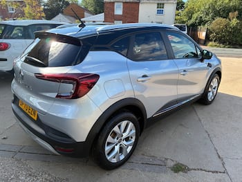 Used Renault Captur 2020 for sale - 79690234: Photo