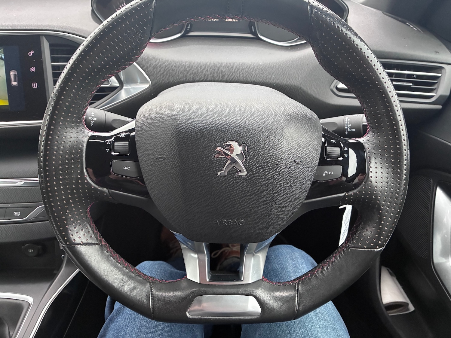 Used Peugeot 308 2017 for sale - 77557260: Photo 8