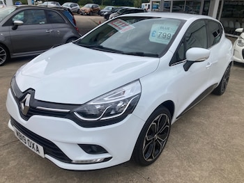 2019 (19) - 0.9 TCE 90 Iconic 5dr