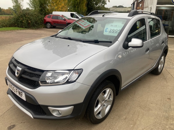 Used Dacia Sandero Stepway 2015 for sale - 76225448: Photo 1