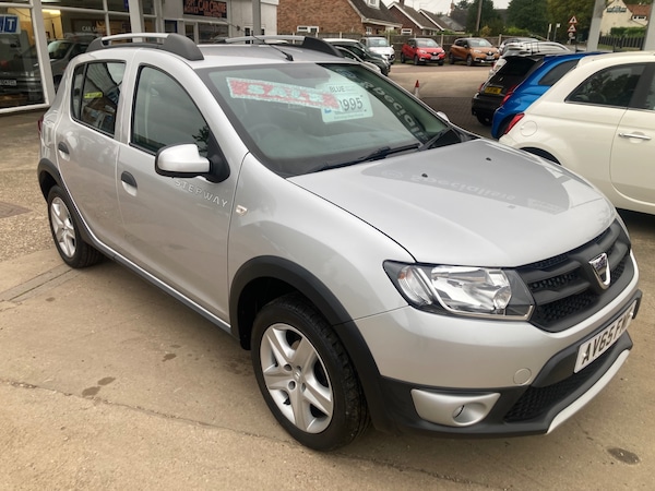 Used Dacia Sandero Stepway 2015 for sale - 76225448: Photo 3