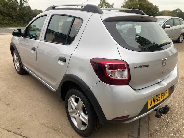 Used Dacia Sandero Stepway 2015 for sale - 76225448: Photo 6