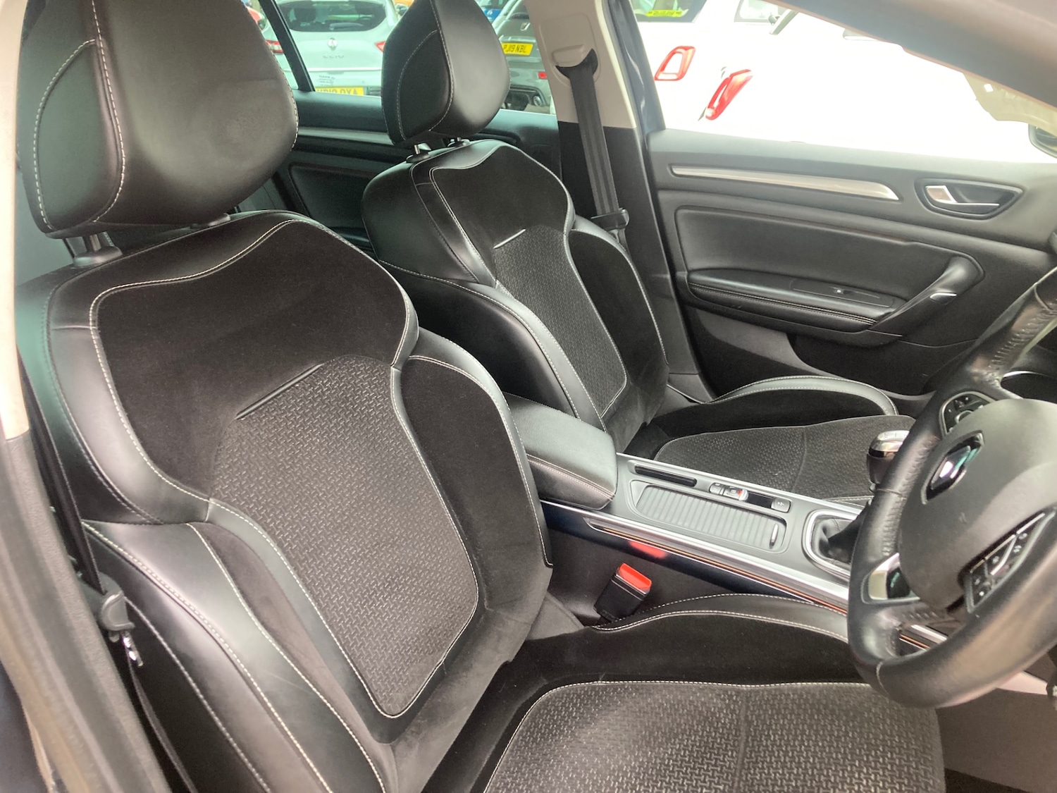 Used Renault Megane 2017 for sale - 76293326: Photo 12