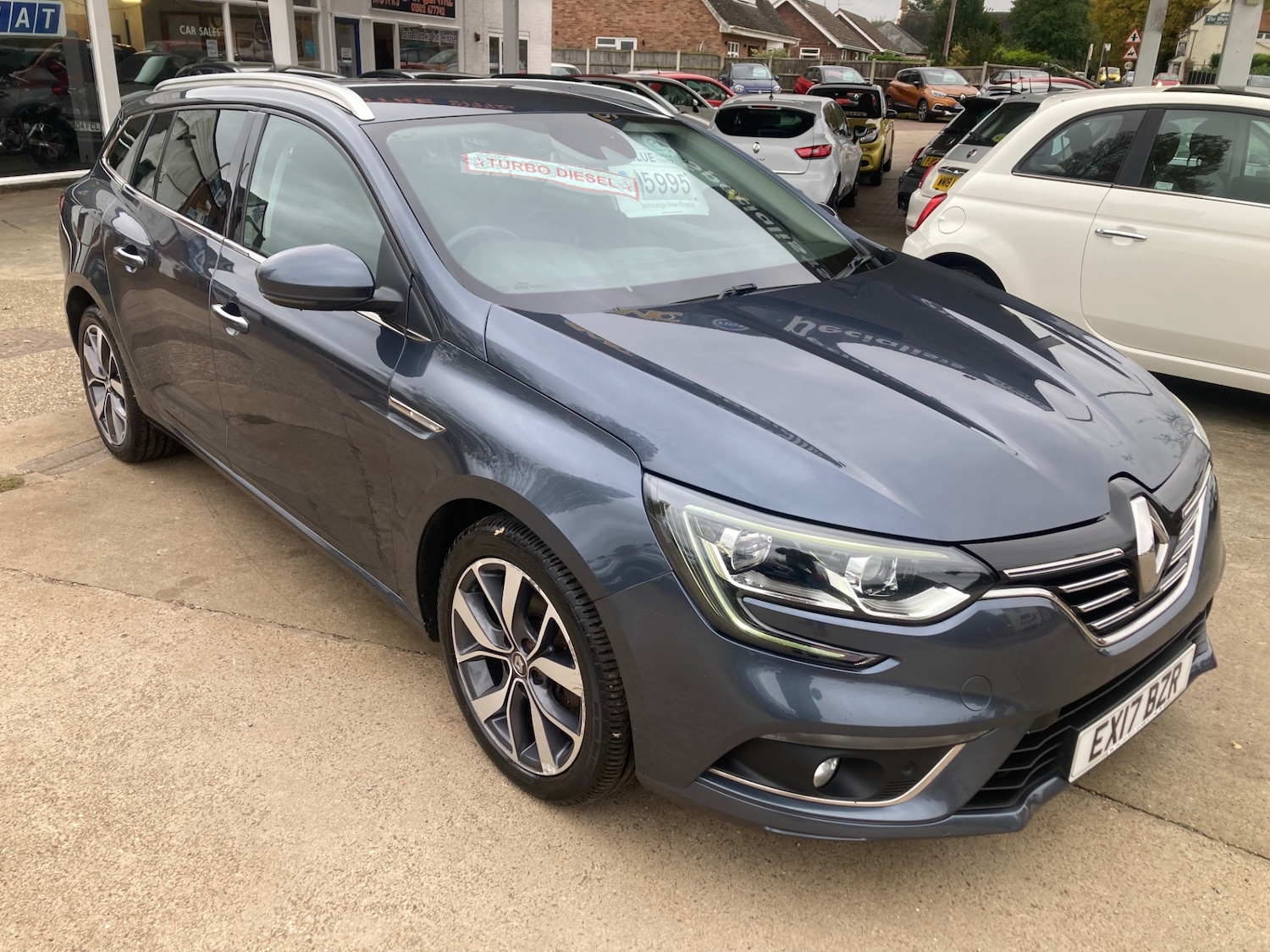Used Renault Megane 2017 for sale - 76293326: Photo 3