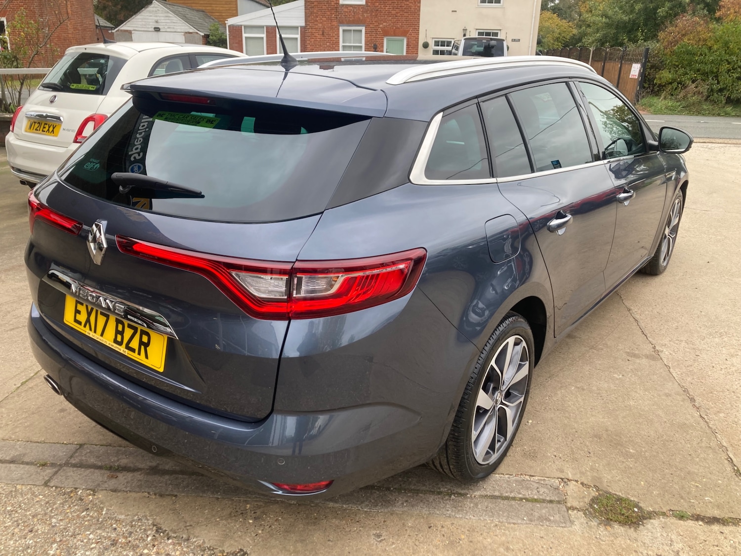 Used Renault Megane 2017 for sale - 76293326: Photo 4