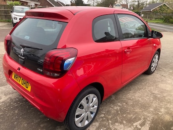 Used Peugeot 108 2017 for sale - 78081986: Photo