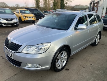 2013 (13) - 1.4 TSI Elegance 5dr Estate DSG AUTO