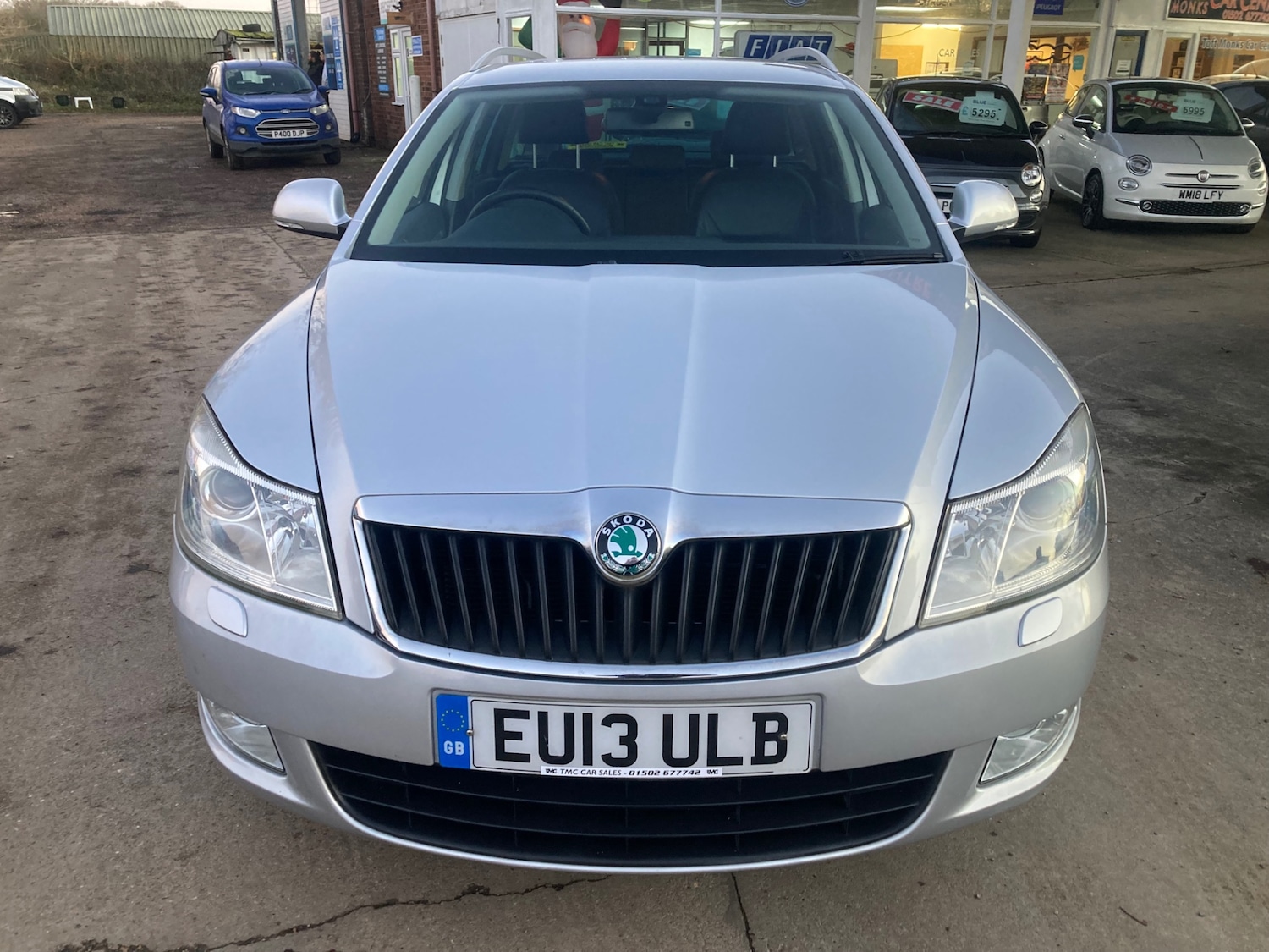 Used Skoda Octavia 2013 for sale - 76893349: Photo 2