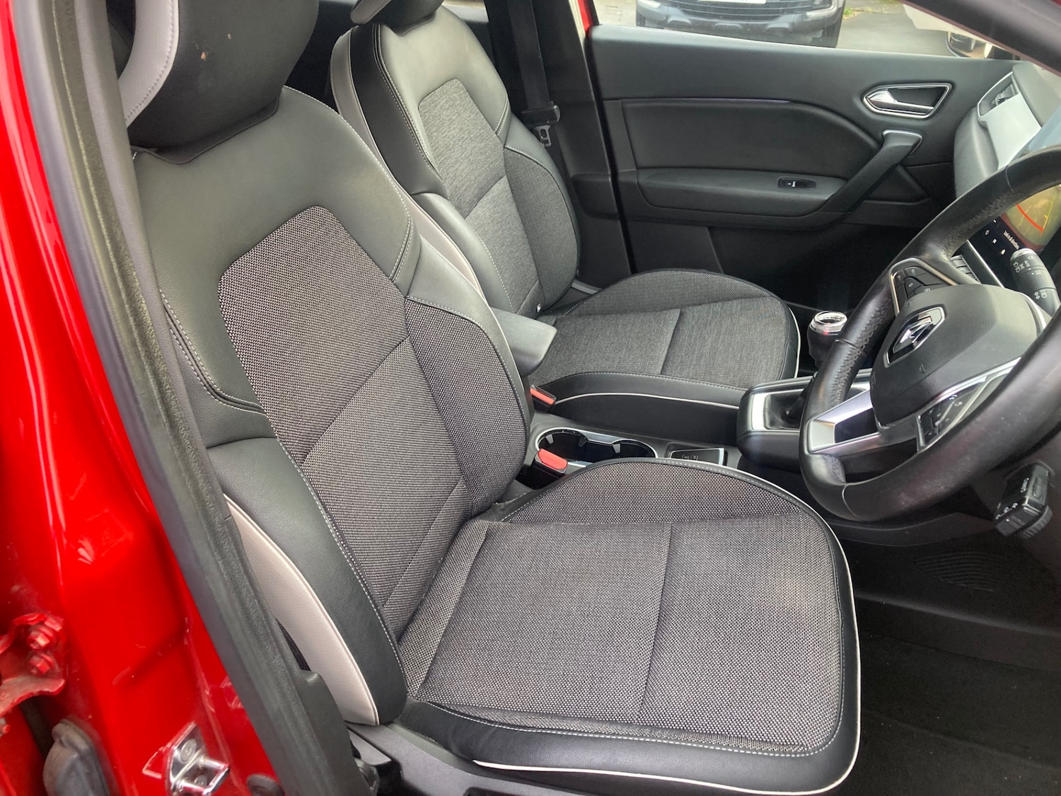 Used Renault Captur 2020 for sale - 77353634: Photo 12