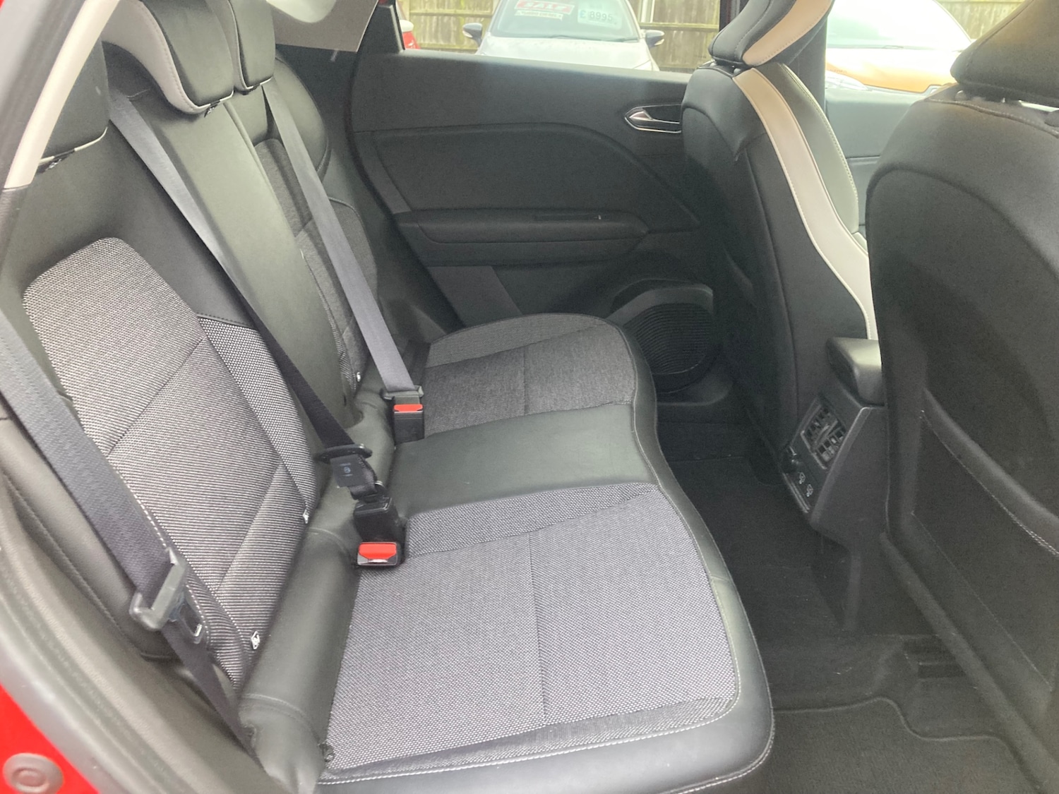 Used Renault Captur 2020 for sale - 77353634: Photo 14