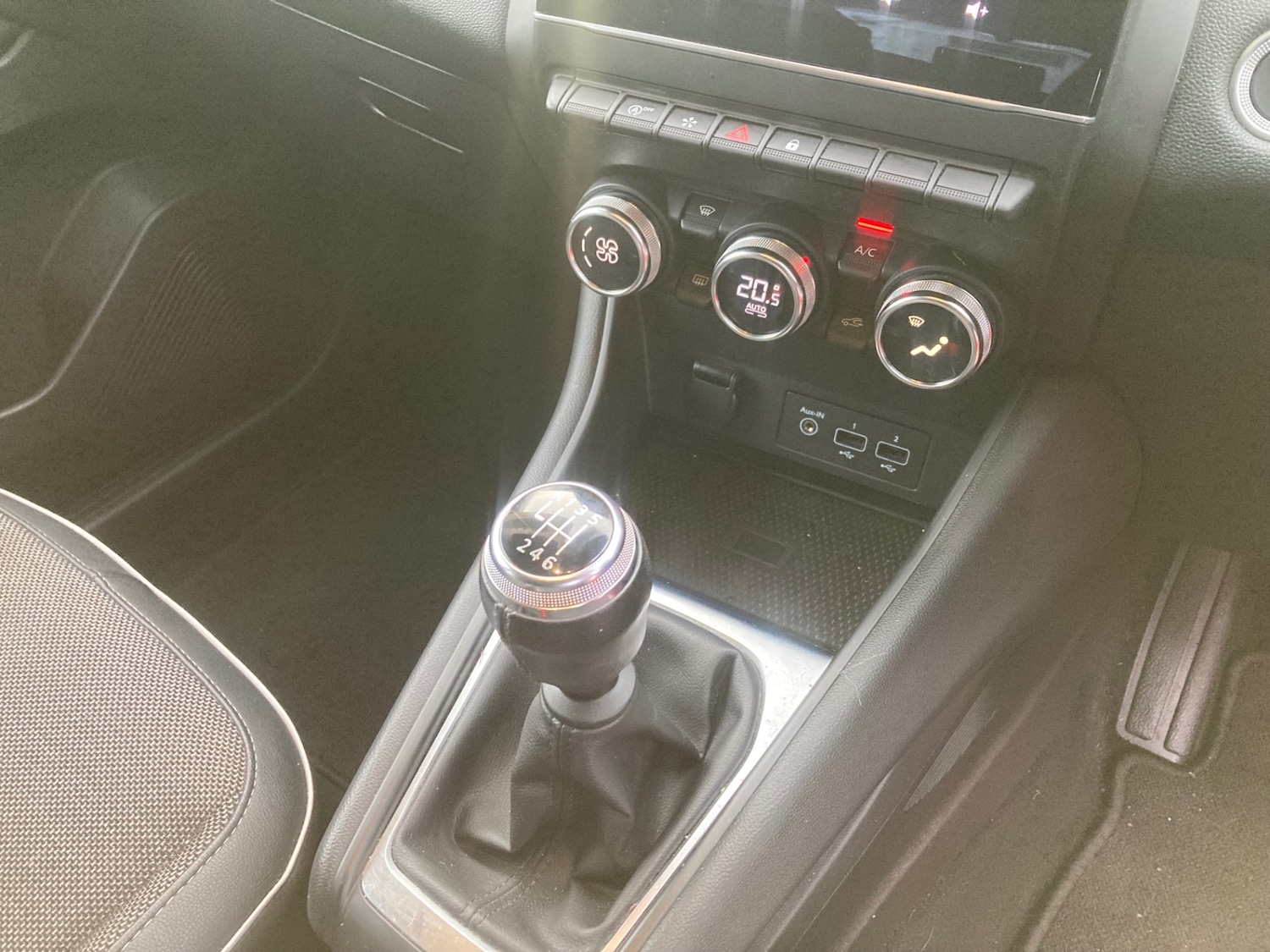 Used Renault Captur 2020 for sale - 77353634: Photo 9