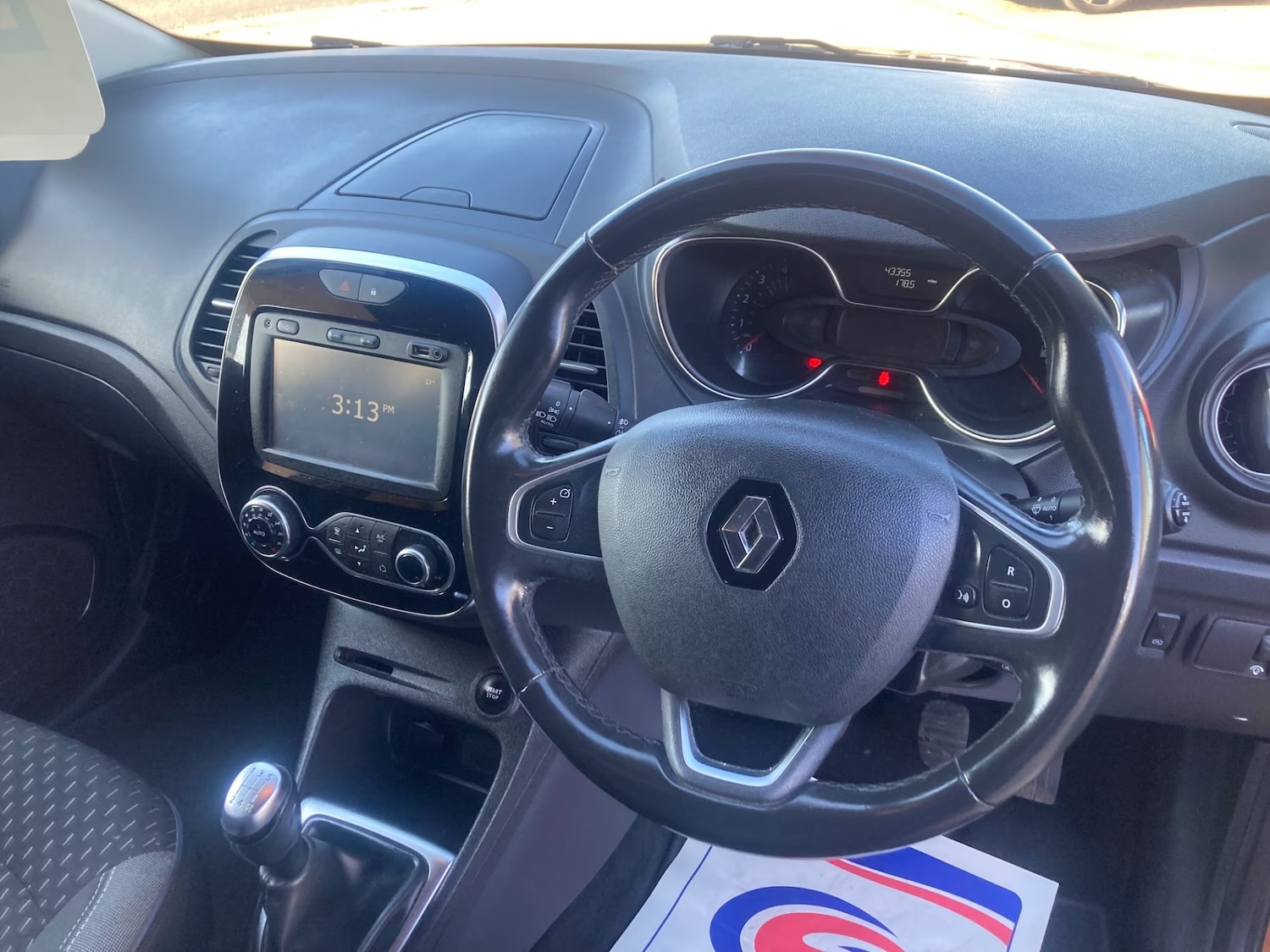 Used Renault Captur 2017 for sale - 77429311: Photo 6