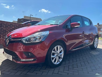 Used Renault Clio 2017 for sale - 78496237: Photo