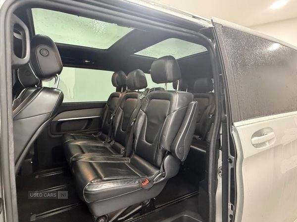 Used Mercedes-Benz V-Class 2018 for sale - 76474275: Photo 11