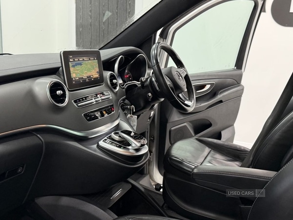 Used Mercedes-Benz V-Class 2018 for sale - 76474275: Photo 35