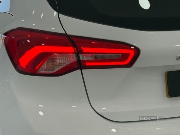 Used Ford Focus 2019 for sale - 76061047: Photo 9