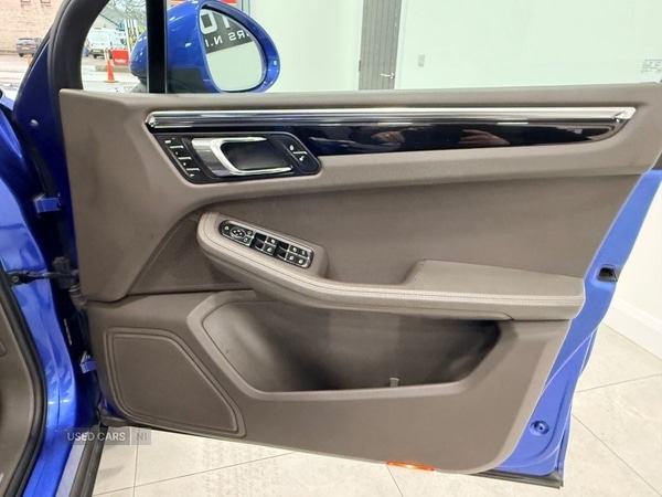 Used Porsche Macan 2015 for sale - 77346094: Photo 26